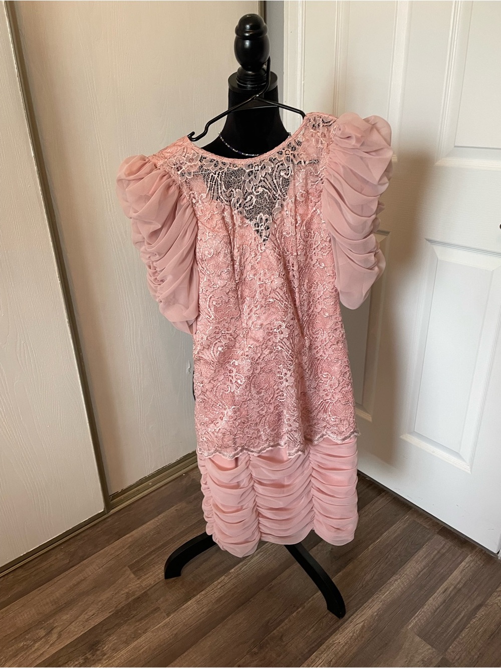 Soft Pink Lace Chiffon Formal Dress for Women Size 7-8
